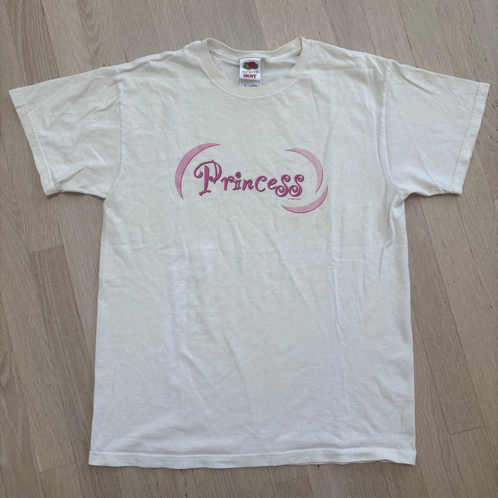 Fruit of the Loom Princess T-Shirt Mens Medium White Pink Graphic Gently Used